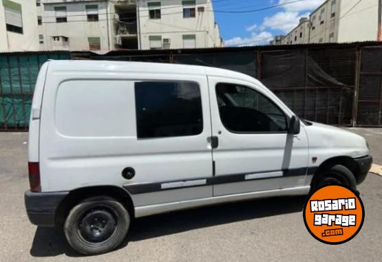 Camionetas - Peugeot Partner 1998 Diesel 250000Km - En Venta