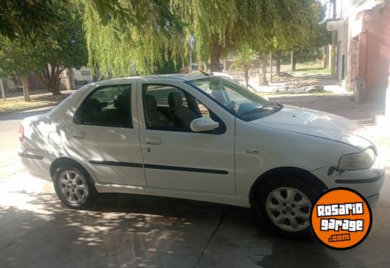 Autos - Fiat Siena 2004 GNC 222000Km - En Venta