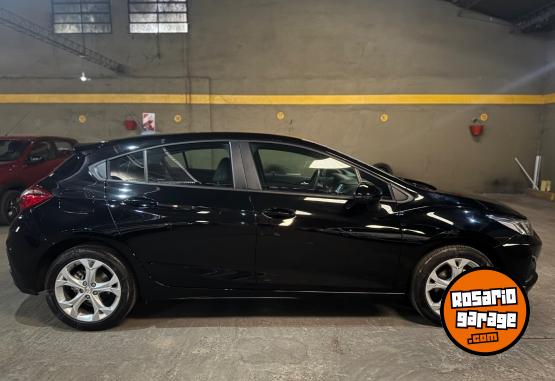 Autos - Chevrolet Cruze LT 2023 Nafta 4000Km - En Venta