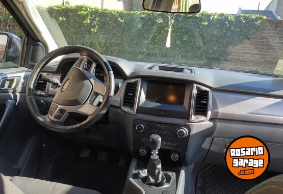 Camionetas - Ford Ford Ranger XLT 2017 Diesel 117000Km - En Venta