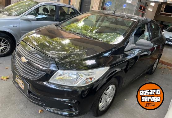 Autos - Chevrolet Prisma joy 2016 GNC 220000Km - En Venta