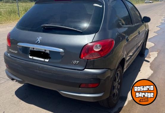 Autos - Peugeot 207 compact xs 2009 Diesel 230000Km - En Venta