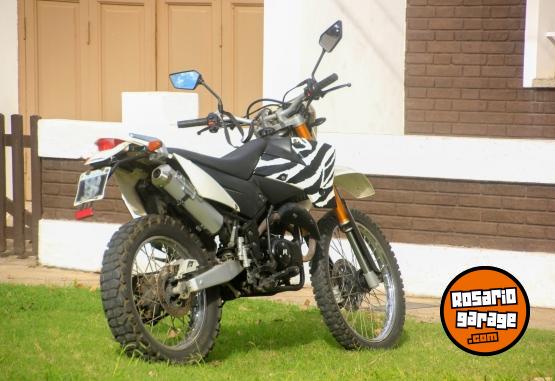 Motos - Motomel XMM 2013 Nafta 19000Km - En Venta