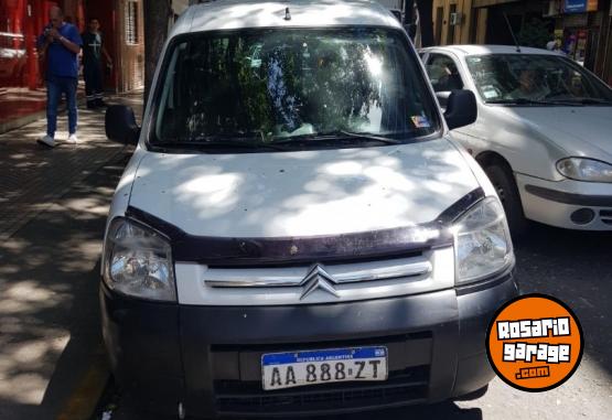 Utilitarios - Citroen Berlingo 1.6 HDI 2017 Diesel 144000Km - En Venta