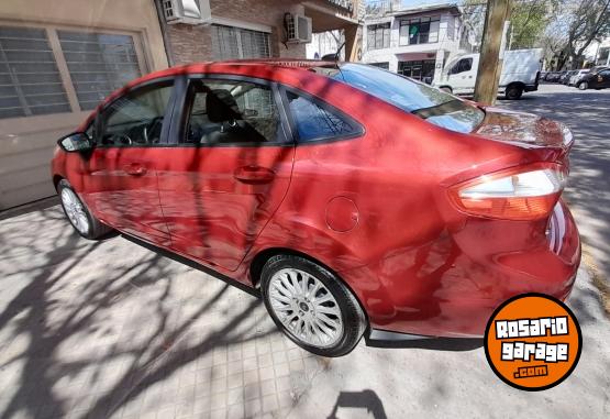 Autos - Ford Fiesta 2017 Nafta 120000Km - En Venta