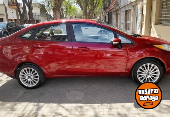 Autos - Ford Fiesta 2017 Nafta 120000Km - En Venta