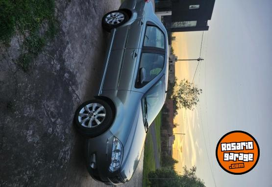 Autos - Fiat Siena 2011 Nafta 174000Km - En Venta