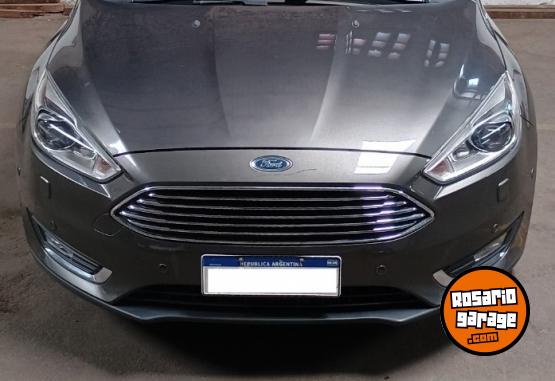 Autos - Ford Focus III, Titanium, AT 2017 Nafta 89000Km - En Venta