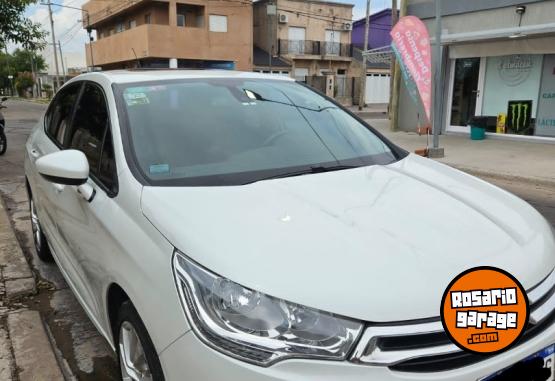 Autos - Citroen C4 Lounge Feel Pack 1.6 2017 Diesel 145000Km - En Venta