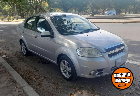 Autos - Chevrolet Aveo 2011 GNC 300000Km - En Venta