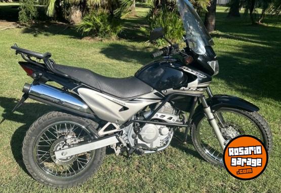 Motos - Honda falcon 400 2010 Nafta 18500Km - En Venta