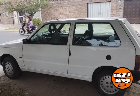 Autos - Fiat Uno 1995 Nafta 210000Km - En Venta