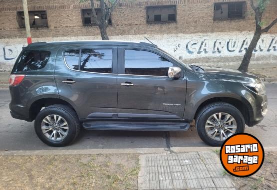 Camionetas - Chevrolet Trailblazer LTZ 2019 Diesel 82000Km - En Venta