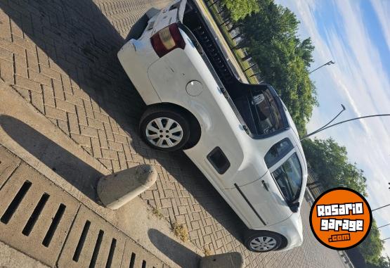 Camionetas - Chevrolet Montana ls 1.8 2011 GNC 190000Km - En Venta