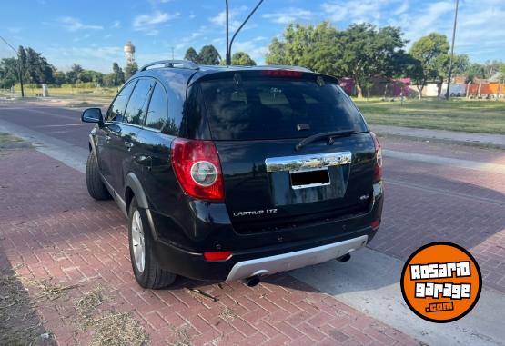 Camionetas - Chevrolet Captiva LTZ 2009 Diesel 176000Km - En Venta