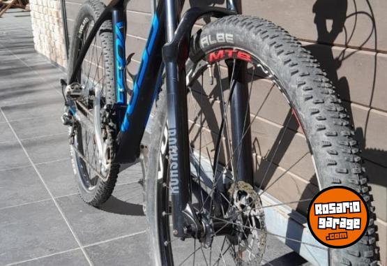 Deportes - Bicicleta MTB r29 Voss carbono - En Venta