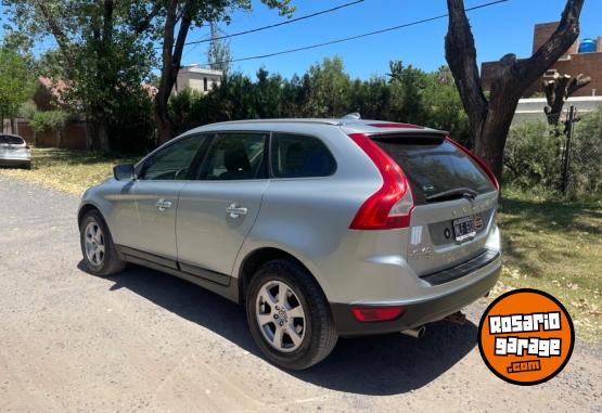 Camionetas - Volvo XC 60 2013 Nafta 245000Km - En Venta