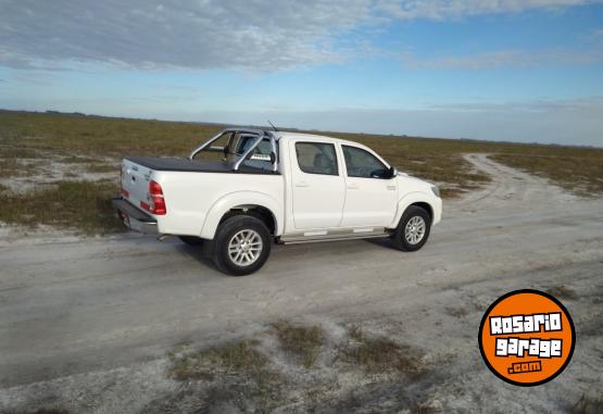 Camionetas - Toyota Hilux 2015 Diesel 167000Km - En Venta