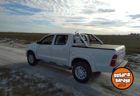 Camionetas - Toyota Hilux 2015 Diesel 167000Km - En Venta