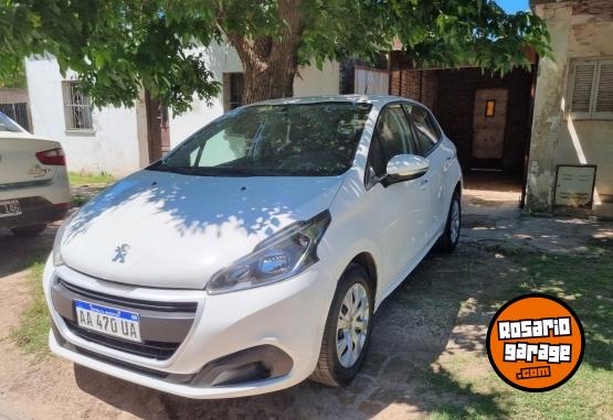 Autos - Peugeot Peugeot 208 - ACTIVE 2016 Nafta 123000Km - En Venta