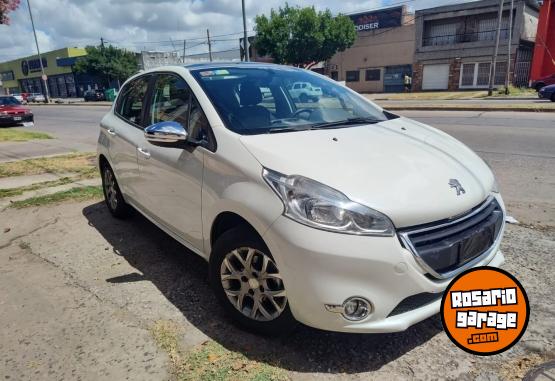 Autos - Peugeot 208 1.6 Allure Touch 2015 Nafta 93000Km - En Venta