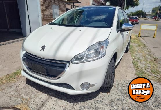 Autos - Peugeot 208 1.6 Allure Touch 2015 Nafta 93000Km - En Venta