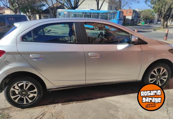 Autos - Chevrolet Onix LTZ 2016 Nafta 125000Km - En Venta