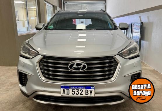 Camionetas - Hyundai GRAND SANTA FE 2019 Diesel 80392Km - En Venta