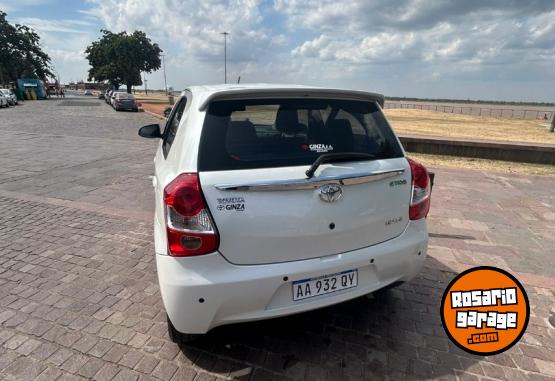 Autos - Toyota Etios XLS 1.5 2017 Nafta 133940Km - En Venta