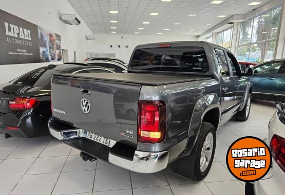 Camionetas - Volkswagen Amarok V6 Highline 2023 Diesel 30000Km - En Venta