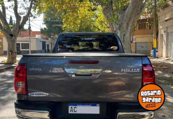 Camionetas - Toyota Hilux 2018 Diesel 145000Km - En Venta