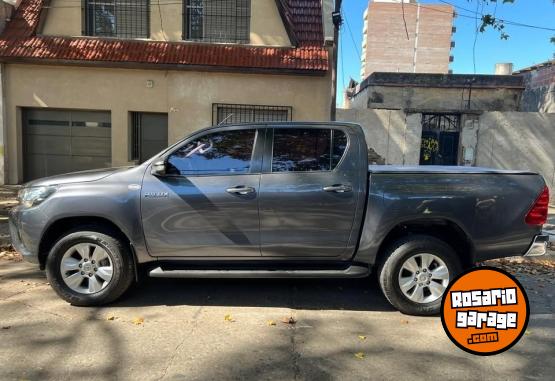 Camionetas - Toyota Hilux 2018 Diesel 145000Km - En Venta