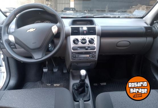 Autos - Chevrolet Classic 2015 Nafta 79800Km - En Venta