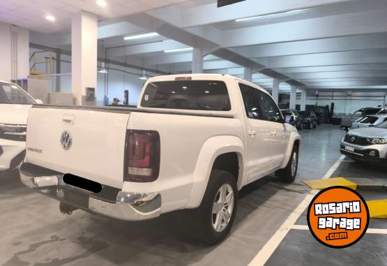 Camionetas - Volkswagen AMAROK HIGHLINE 4X2 MT 2022 Diesel 67000Km - En Venta