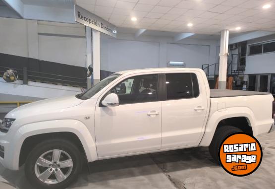 Camionetas - Volkswagen AMAROK HIGHLINE 4X2 MT 2022 Diesel 67000Km - En Venta