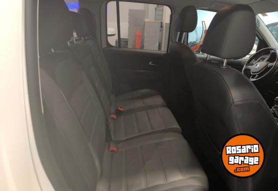 Camionetas - Volkswagen AMAROK HIGHLINE 4X2 MT 2022 Diesel 67000Km - En Venta