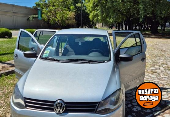 Autos - Volkswagen Fox 2010 Nafta 142000Km - En Venta