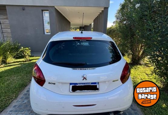 Autos - Peugeot 208 2018 Nafta 80000Km - En Venta