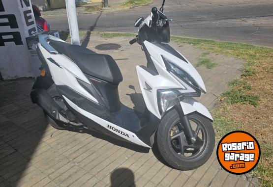 Motos - Honda Elite 2018 Nafta 9900Km - En Venta