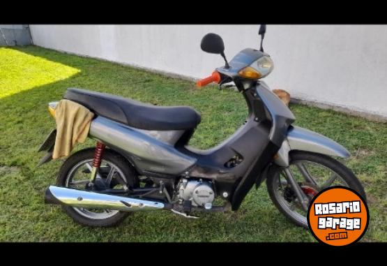 Motos - Guerrero Trip 110 full 2018 Nafta 6900Km - En Venta