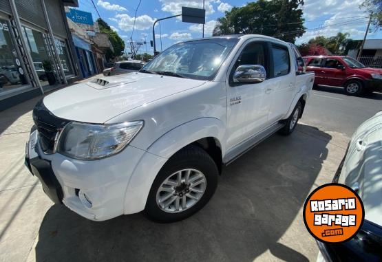 Camionetas - Toyota Hilux SRV 2013 Diesel 200000Km - En Venta