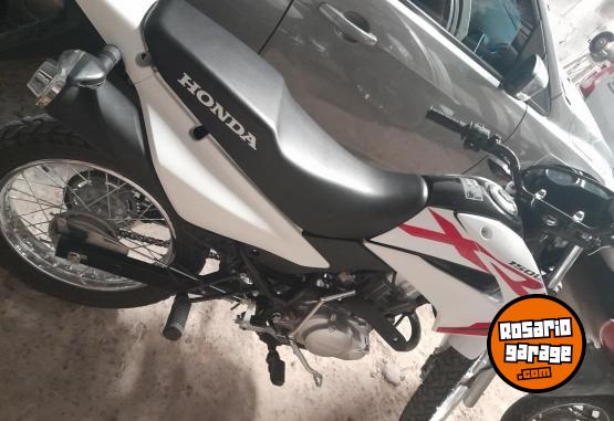 Motos - Honda Xr 150 2023 Nafta 2400Km - En Venta