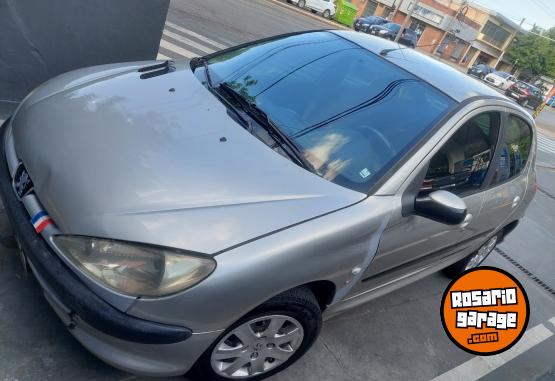 Autos - Peugeot 206 2008 Nafta 150000Km - En Venta