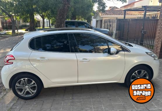 Autos - Peugeot 208 1.6 Feline Pack Cuir 2014 Nafta 59000Km - En Venta