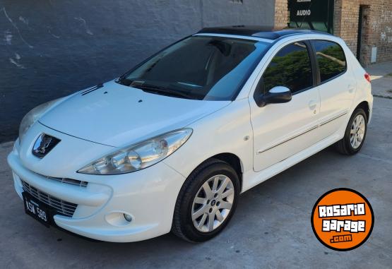 Autos - Peugeot 207 xt 2012 GNC 167000Km - En Venta