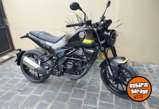 Motos - Benelli Leoncino 250 2023 Nafta 2400Km - En Venta