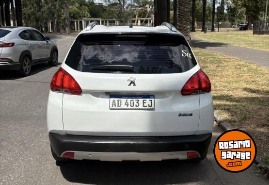 Autos - Peugeot 2008 2019 Nafta 100000Km - En Venta