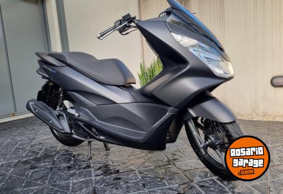 Motos - Honda Pcx 2018 Nafta 1400Km - En Venta