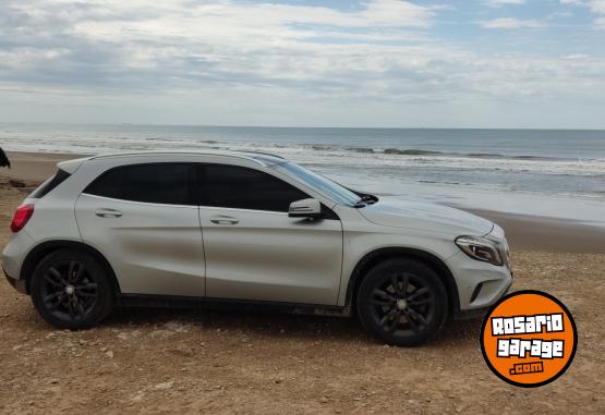 Autos - Mercedes Benz Gla 250 2.0 4 Matic 2015 Nafta 97000Km - En Venta