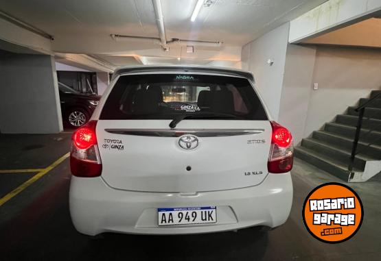 Autos - Toyota etios xls 1.5 2016 Nafta 72500Km - En Venta